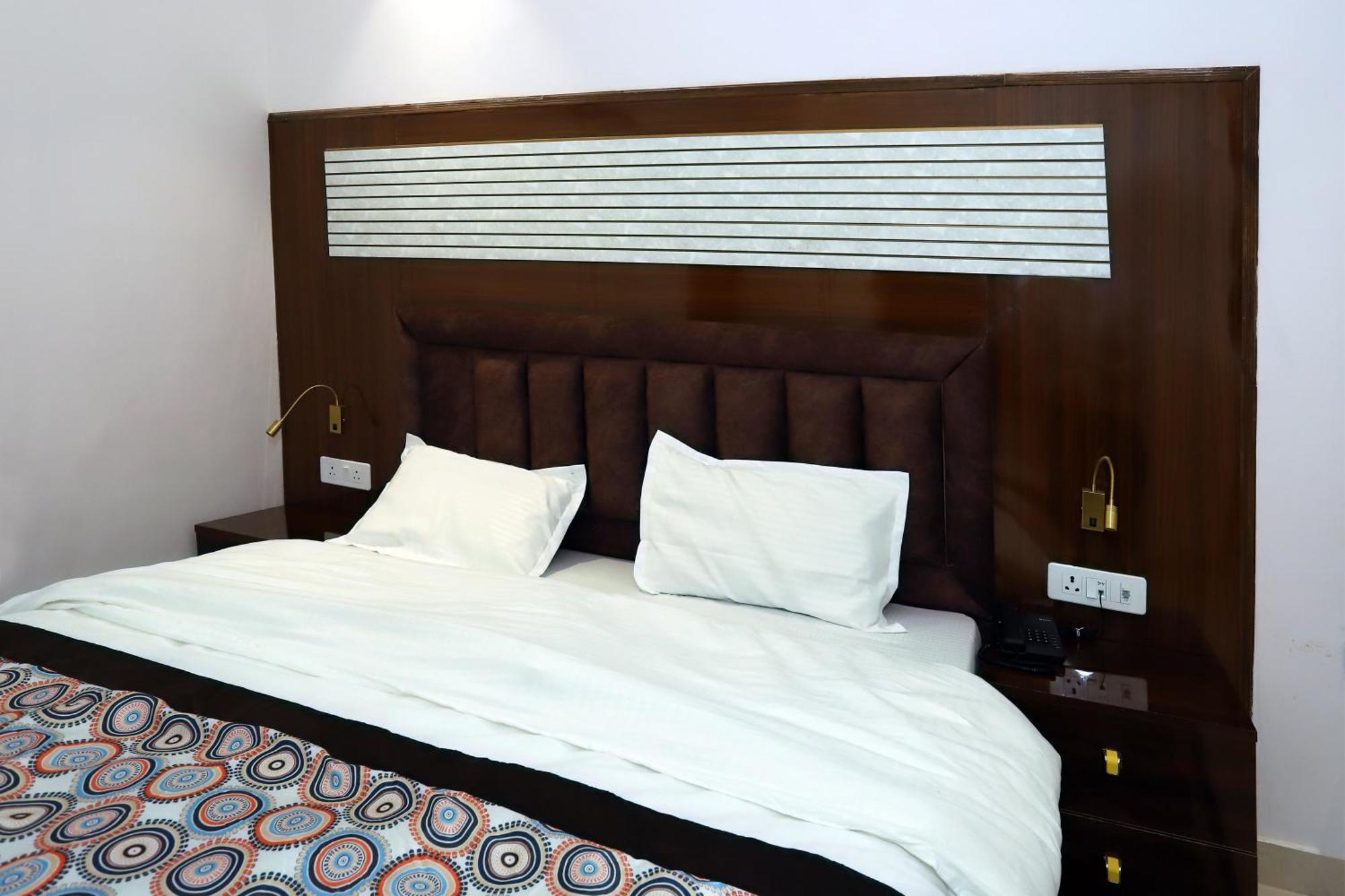 Vrindavan Guest House New Delhi Ngoại thất bức ảnh
